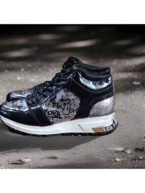 DKNY Streetwear Metallic High Top Futuristic Cybercore Sneaker Size 7.5